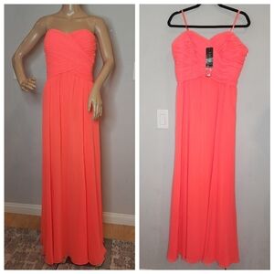 NWT Lauren Ralph Lauren Coral sleeveless maxi gown. Sz 14. (Optional Straps)